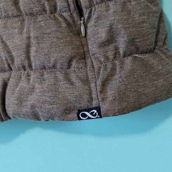 Versona Be Boundless Quilted Winter Brown Vest - Picture 7 of 8